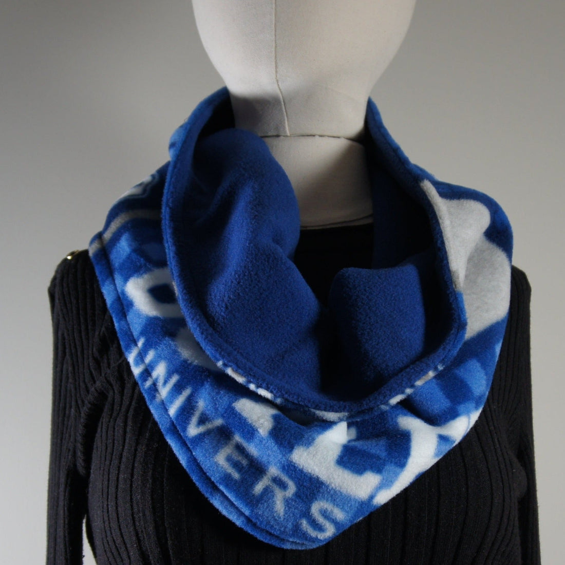 Accessories - Scarves - Cowl - NCAA - Butler University - Bulldogs