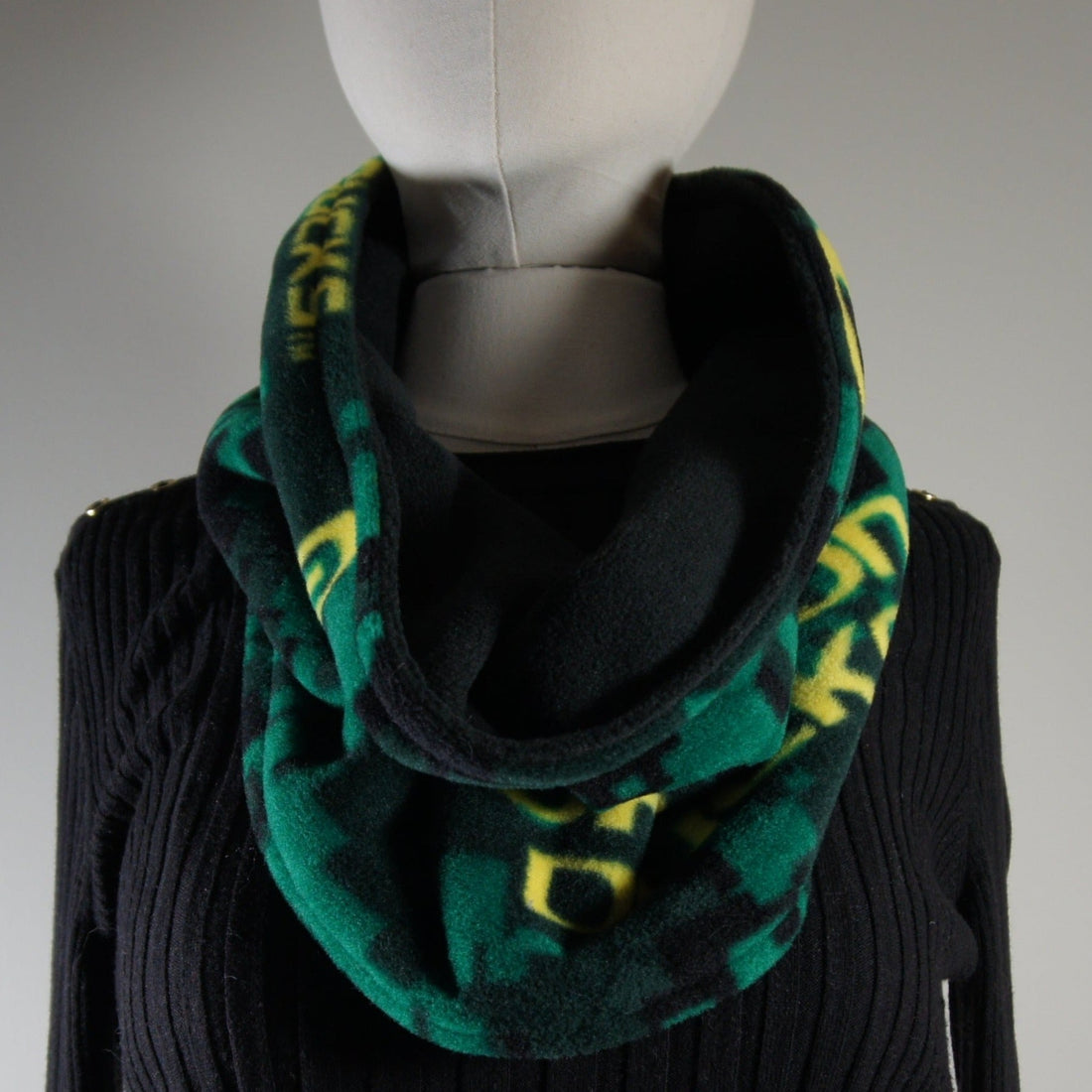 Accessories - Scarves - Cowl - NCAA - University of Oregon-UO-O - Ducks