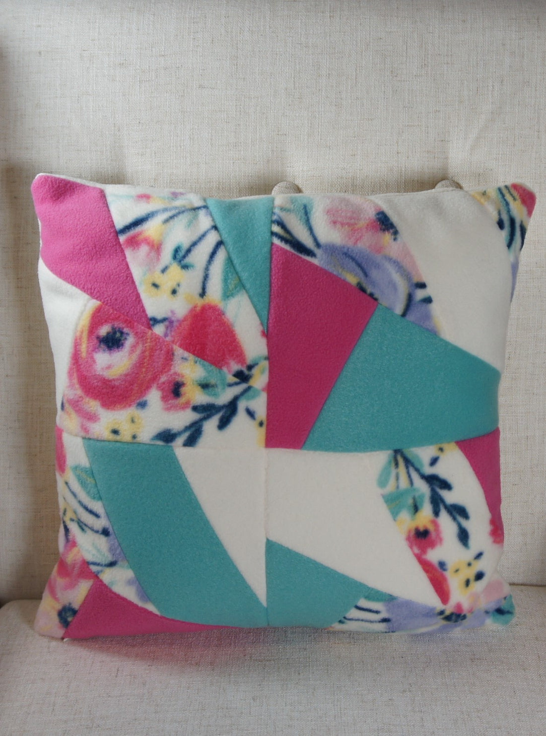 Front-Pillows-Accent-Square-Fleeces-Pieces-Spring-Flowers