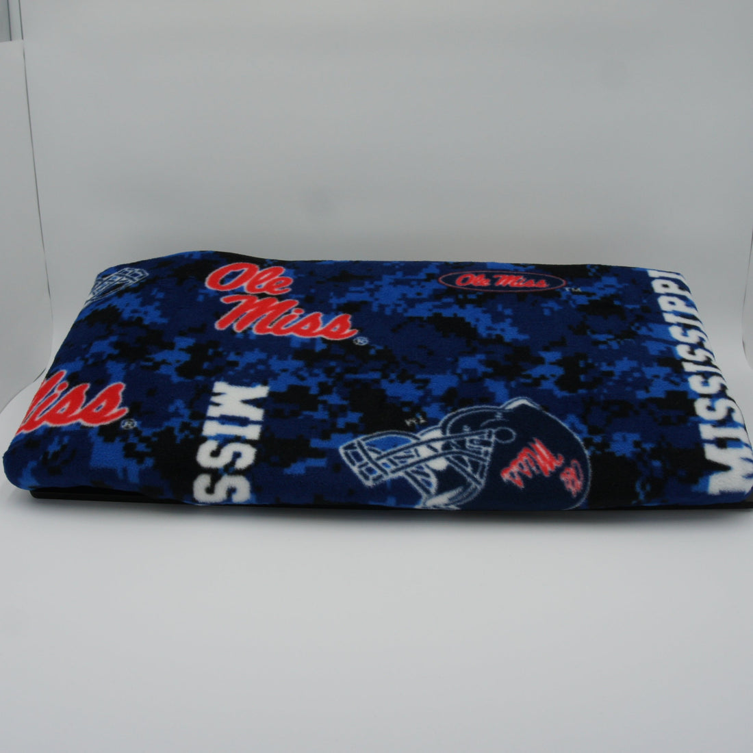 Pets - Cat Window Perch Replacement Cover - NCAA - University of Mississippi-Ole Miss - Rebels - Camo