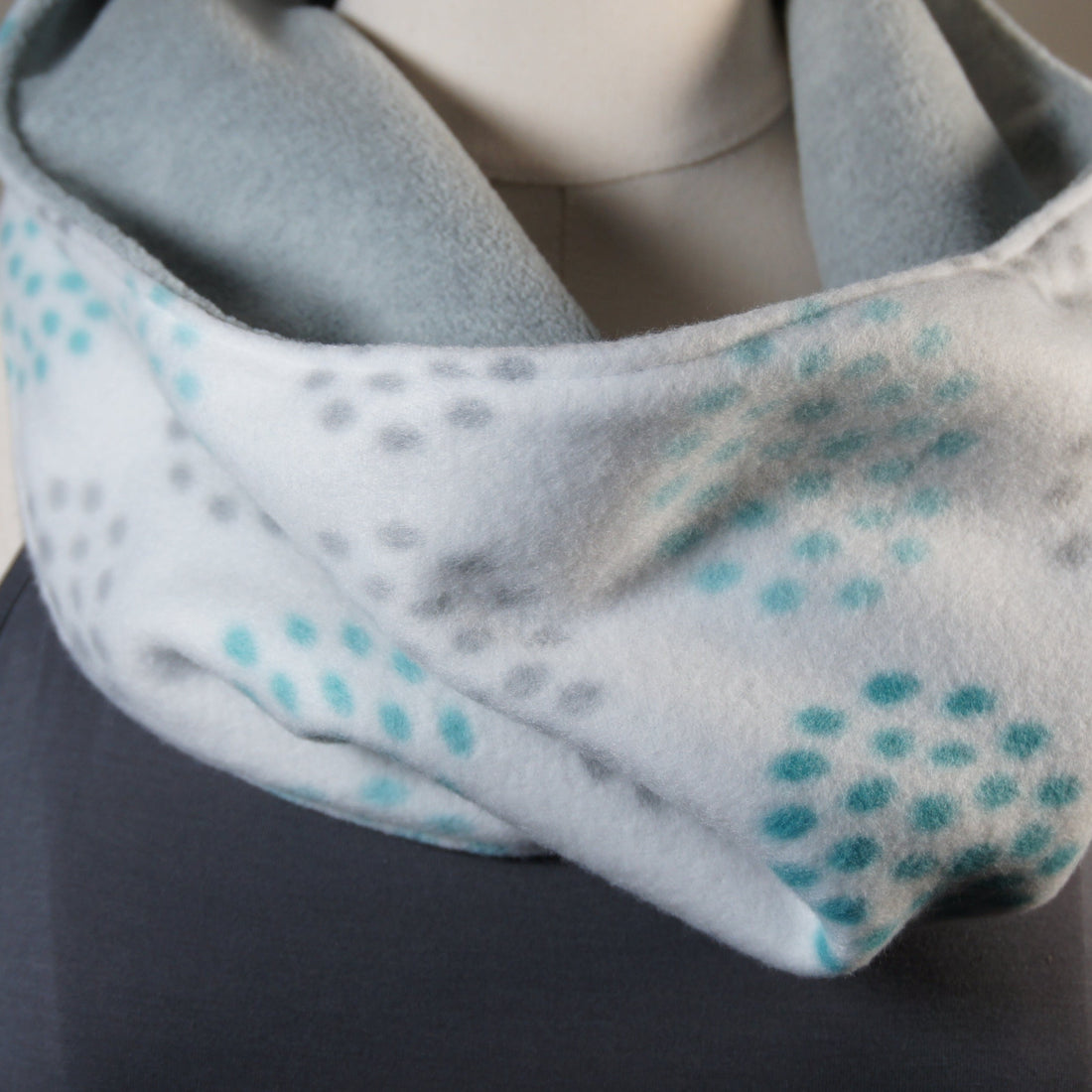 Accessories - Scarves - Cowl - Geometric - Gray