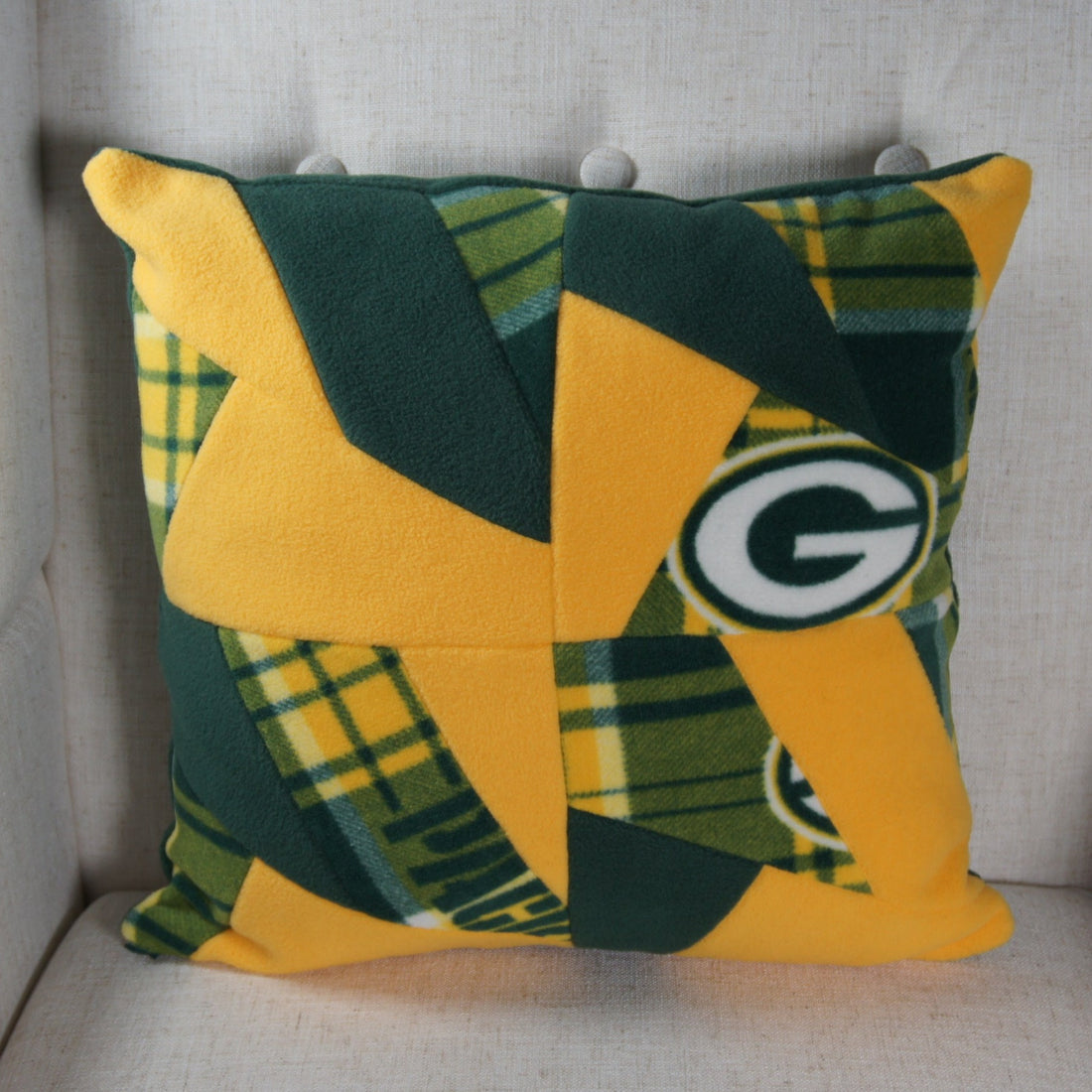 Pillows - Brand Loyalty - NFL - Green Bay Packers - 16 inch