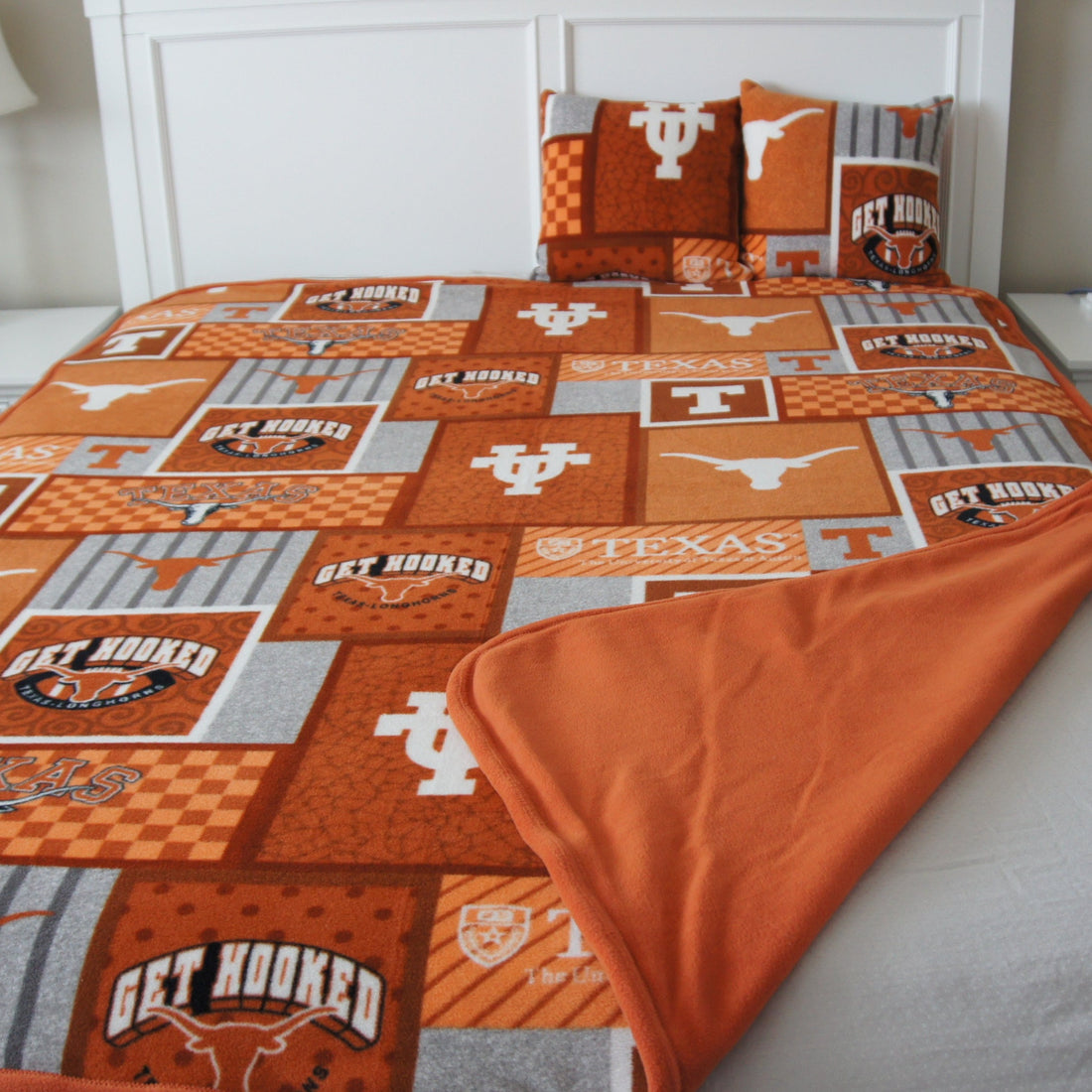 Throws - Bed Topper - Full/Queen - College - NCAA - University of Texas-UT - Longhorns