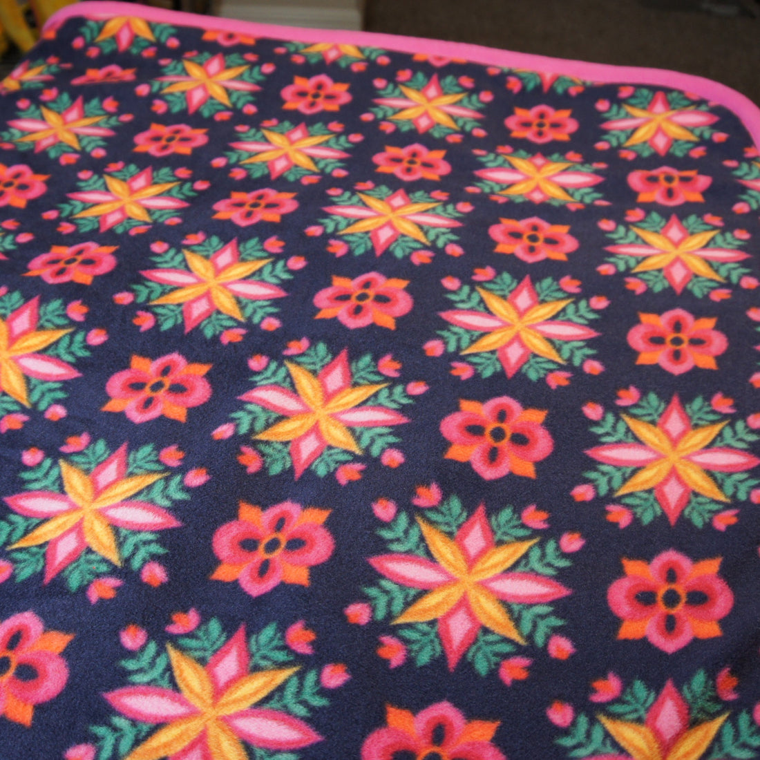 Throws - Bed Topper - Full/Queen - Accent - Hawaiian Flowers