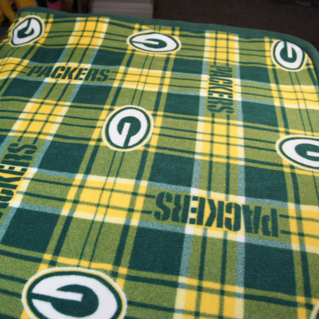 Throws - Bed Topper - Full/Queen - Brand Loyalty - NFL - Green Bay