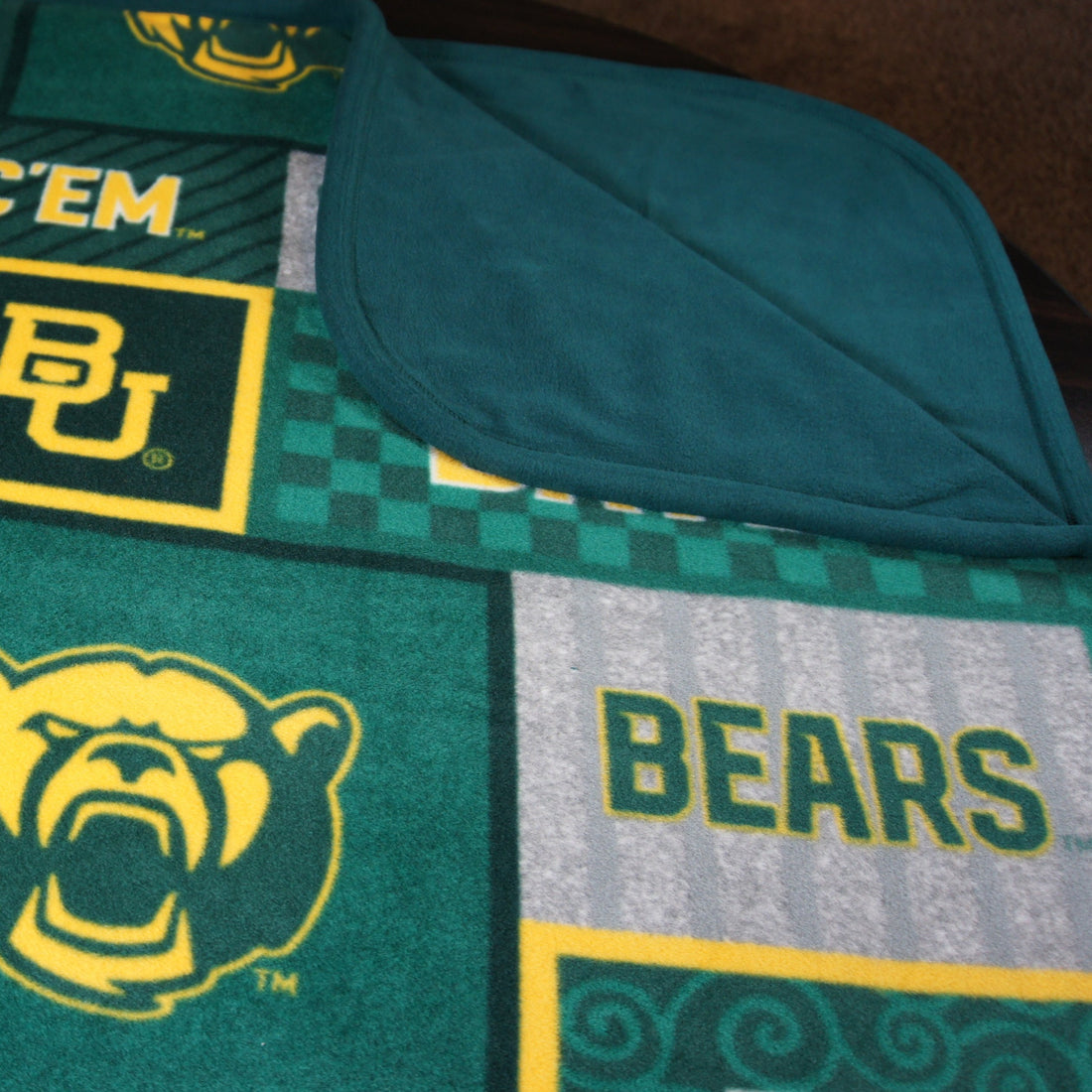 Throws - Bed Topper - Queen - College - NCAA - Baylor University-BU - Bears