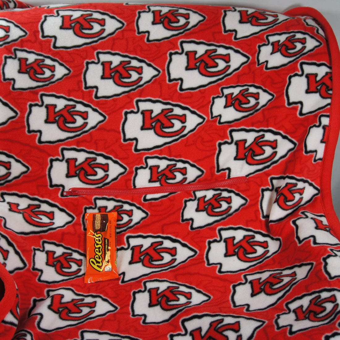 Throws - Wheelchair - Brand Loyalty - NFL - Kansas City - Chiefs - Arrowheads