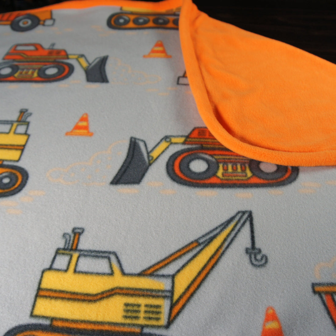 Throws - Bed Topper - Twin - Accent - Construction Vehicles