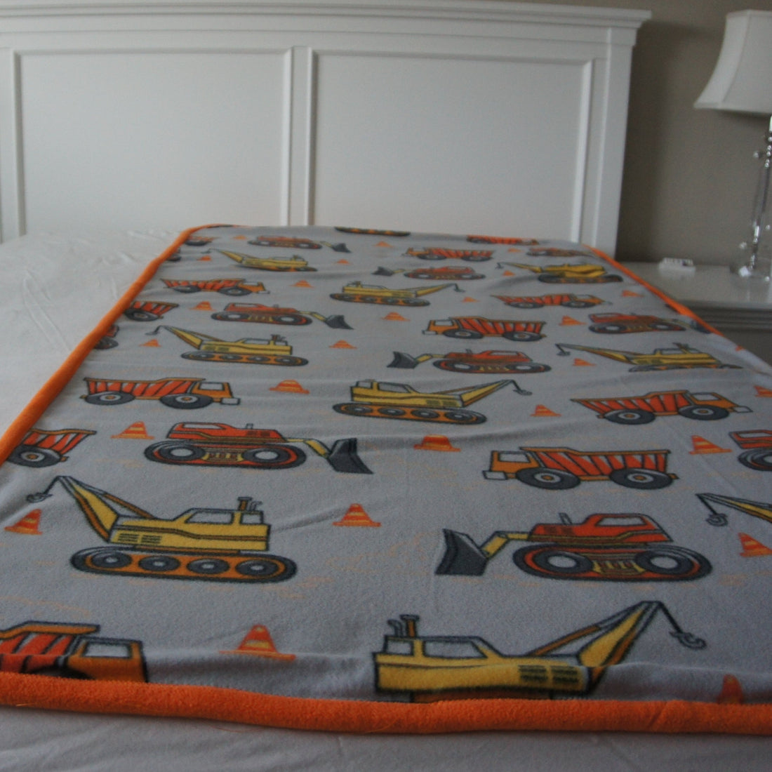 Throws - Bed Topper - Twin - Accent - Construction Vehicles